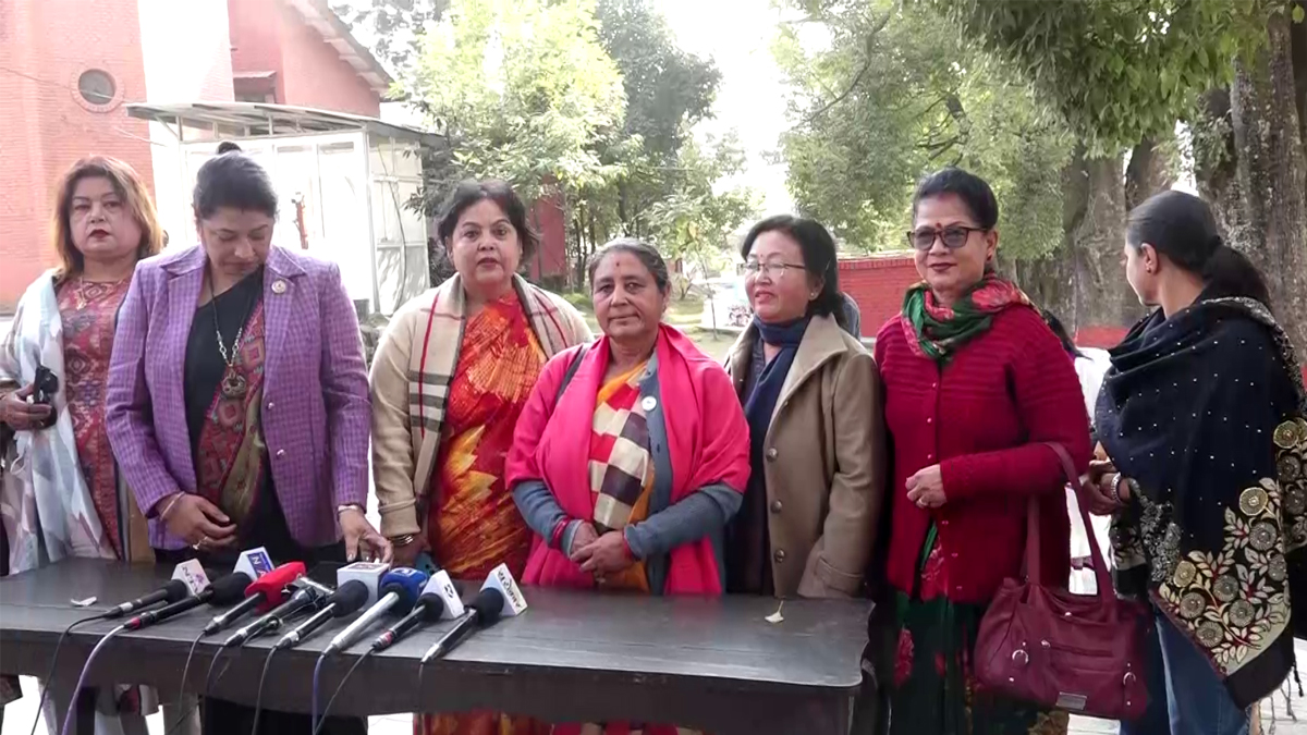 देउवाकै नेतृत्वमा सरकार बनाउन कांग्रेस महिला सांसदहरूकाे सुझाव